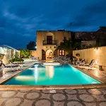 Traditional Maltese With Pool & Jacuzzi * Għarb